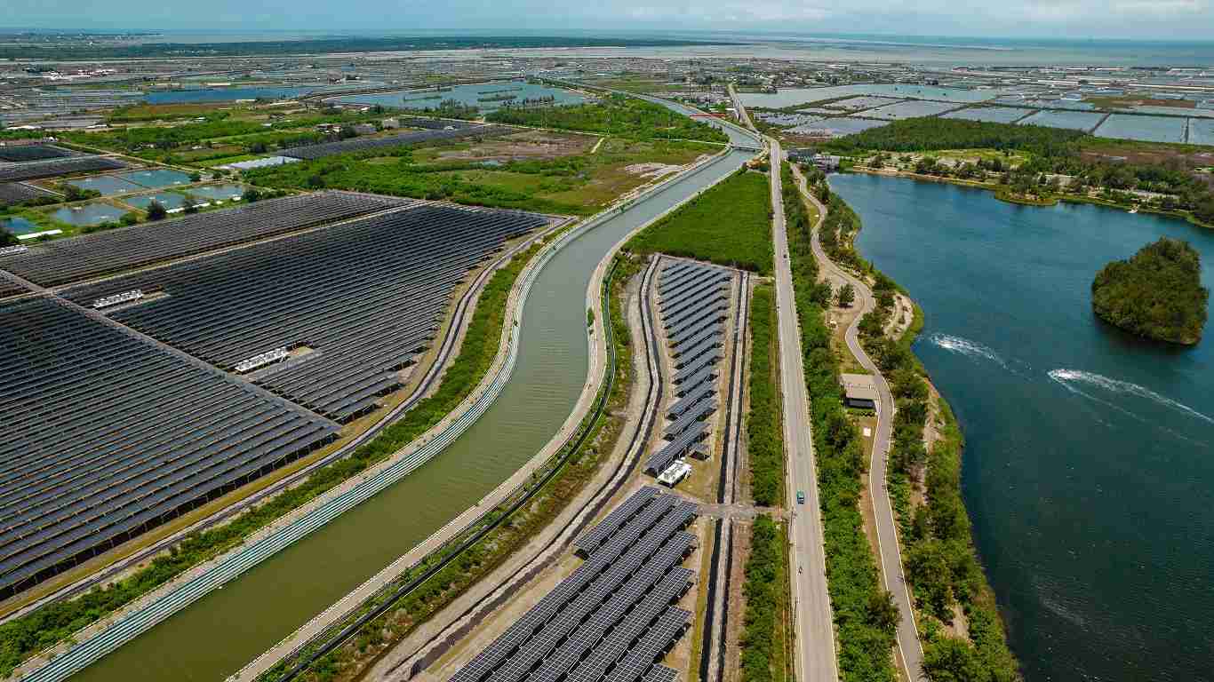 壹号平台能源事业提供智慧能源管理、、太阳能监控管理、、、全方位电厂建置及运维解决方案，，并拥有管理超过6000案场的经验